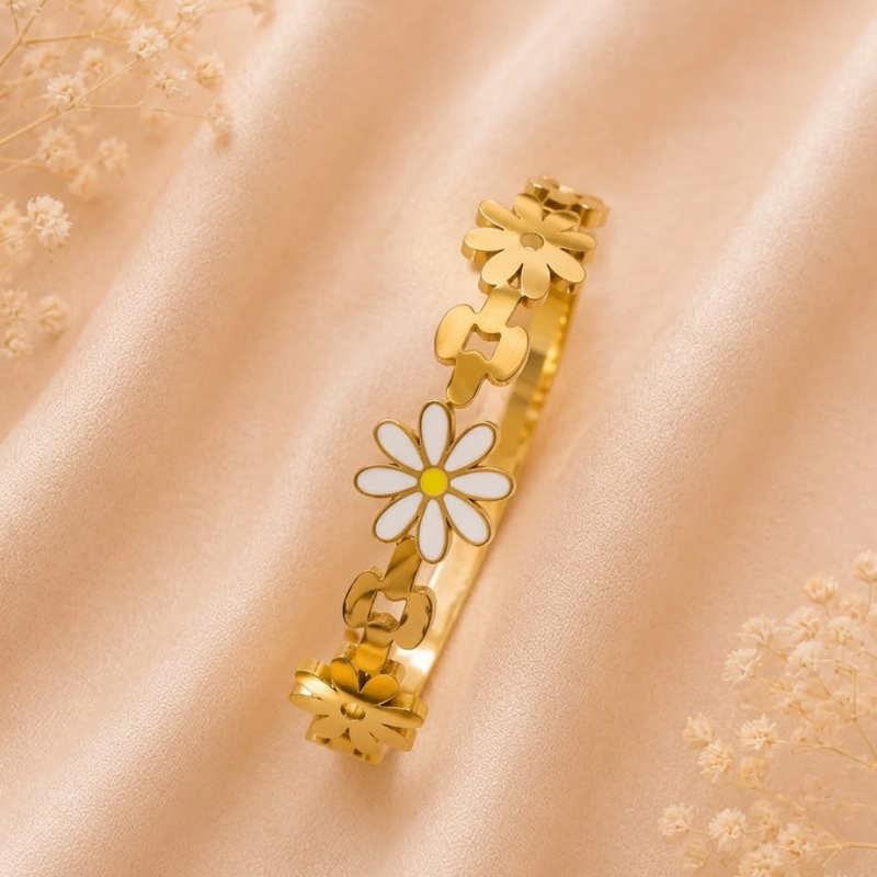 Charming Daisy Bracelet