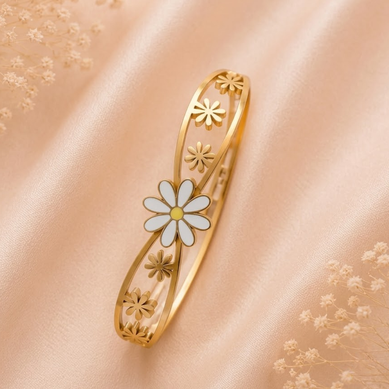 Floral Cutout Daisy Bracelet